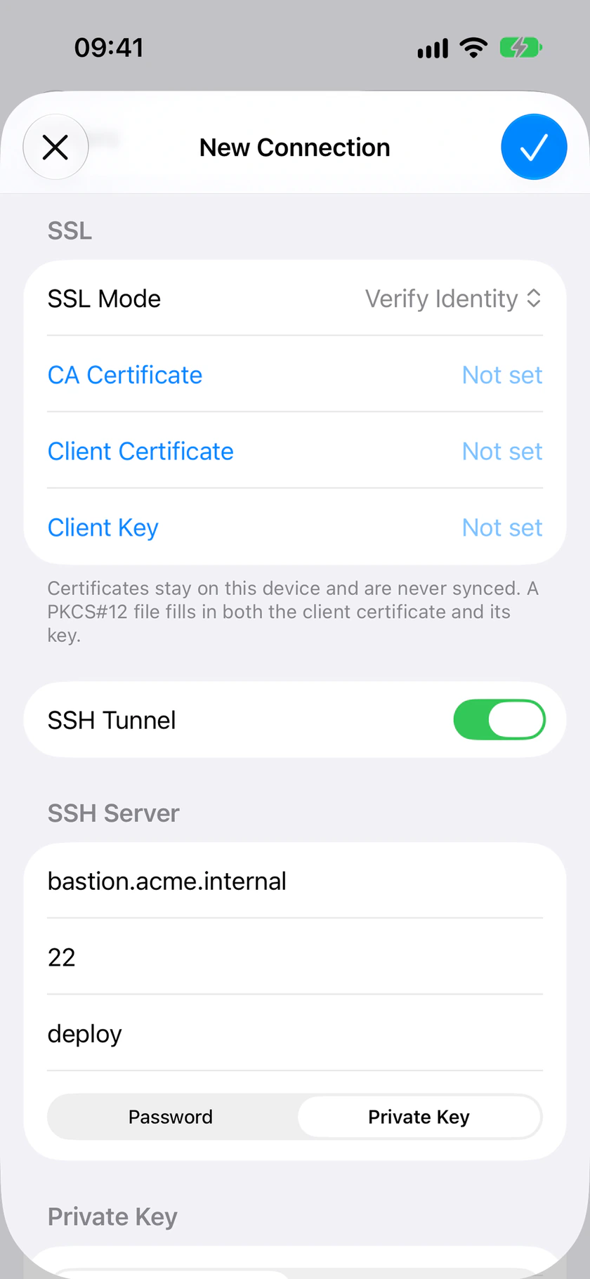 Form connection mới trên iPhone với SSL đặt ở Verify Identity và SSH tunnel tới bastion.acme.internal, đăng nhập bằng private key.